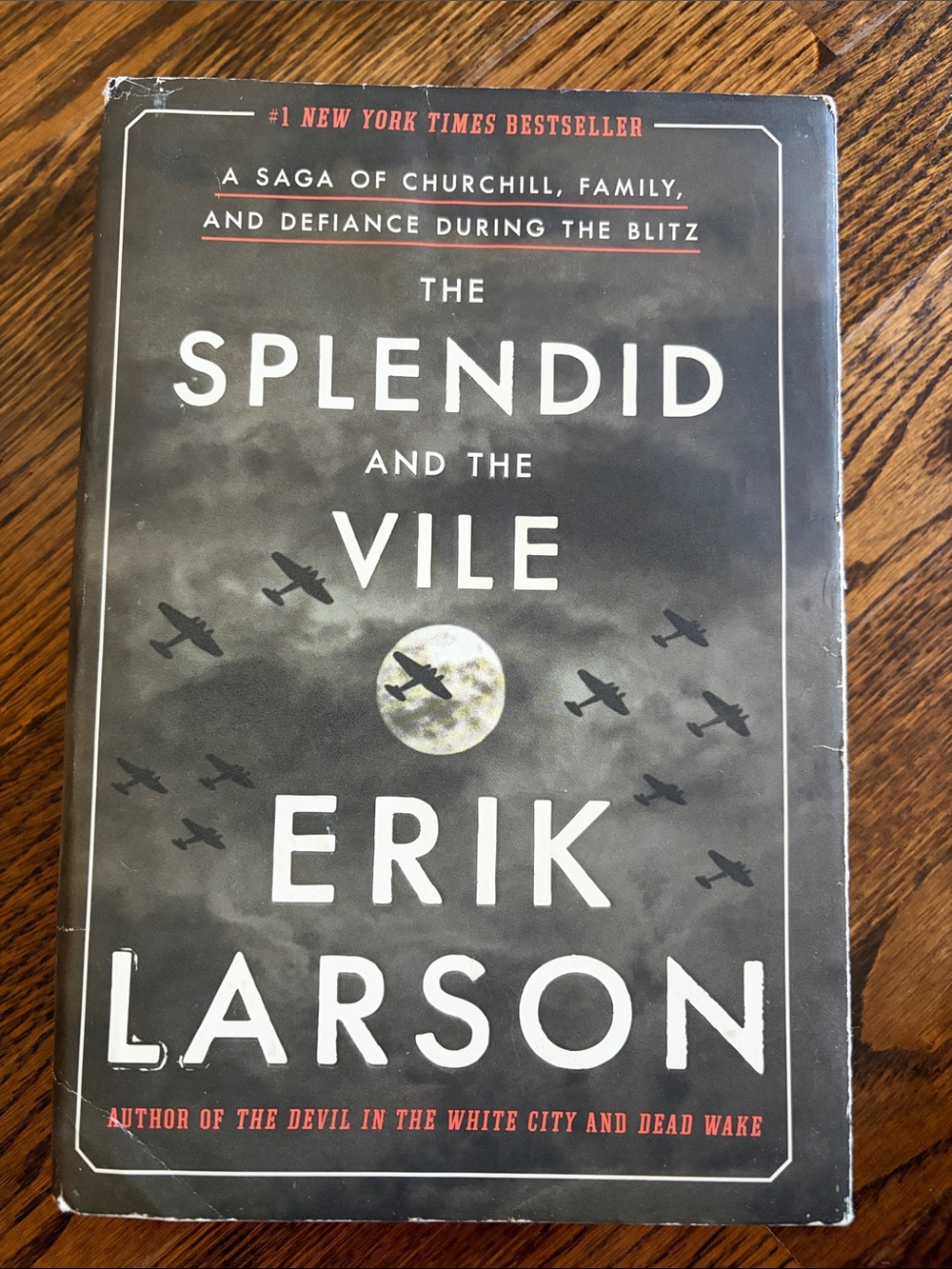The Splendid and the Vile by Erik Larson — Black & White Cover